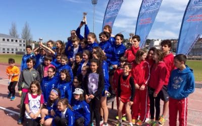 GRAN COMPETITIVIDADE E DEPORTIVIDADE NA  FINAL DO PROGRAMA “NADA E CORRE” QUE SE CELEBROU EN PONTEVEDRA